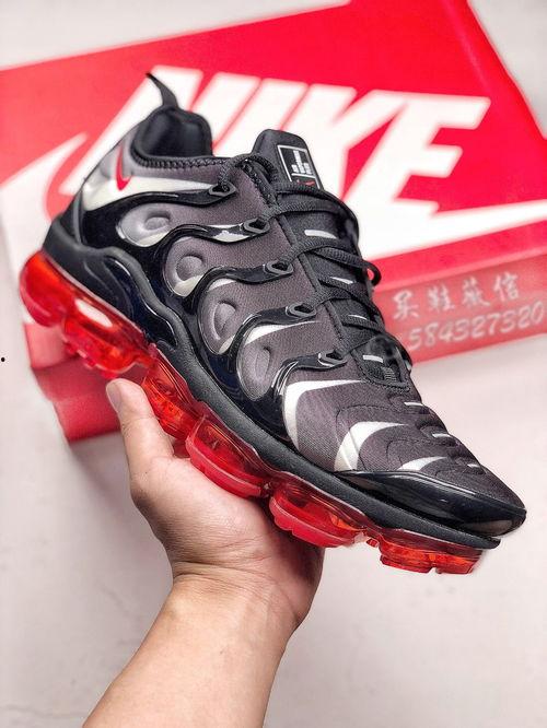 耐克大气垫2018明星,明星同款，科技与时尚的完美融合